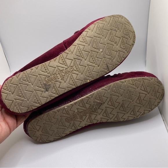 MINNETONKA Moccasins Women’s Size 9 Red Velour Cally slipper - Picture 8 of 9